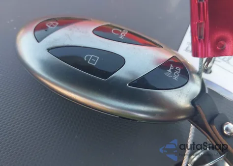 2024 Hyundai Elantra Sel z USA, uszkodzony, nr VIN KMHLM4DG6RU692184